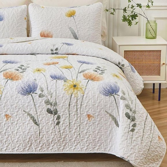 New Blue & Yellow Floral 3-PC 100% Polyester Quilt Set • Reversible • QUEEN Size - Picture 1 of 8